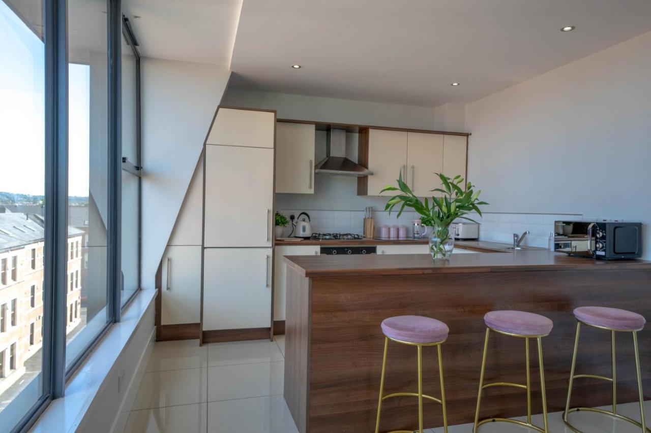 Rooftop Apartment At Queens Beautiful Views 贝尔法斯特 外观 照片